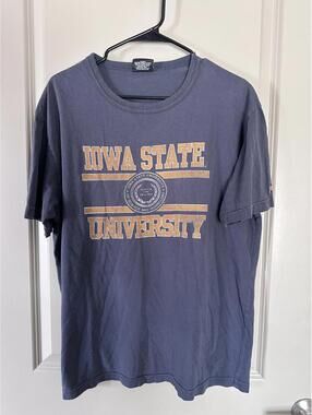 University of Iowa Tailgate Blue Short Sleeve Shirt Size Medium